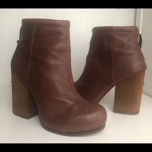 Leather Ankle heel boot